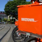 BIKETOWNとオレンジの組み合わせはカッコいい。