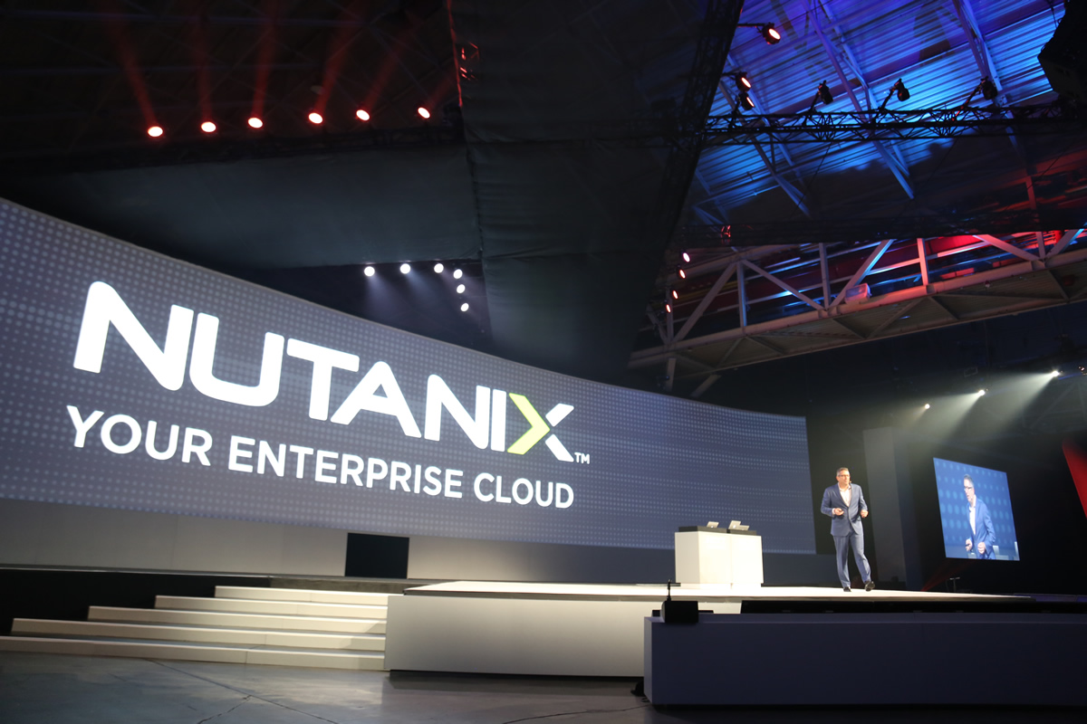 Nutanixは「ENTERPRISE CLOUD」を実現するソフトウェア製品というメッセージを前面に。
